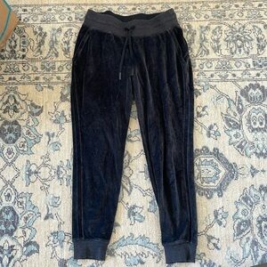 Lululemon velour joggers